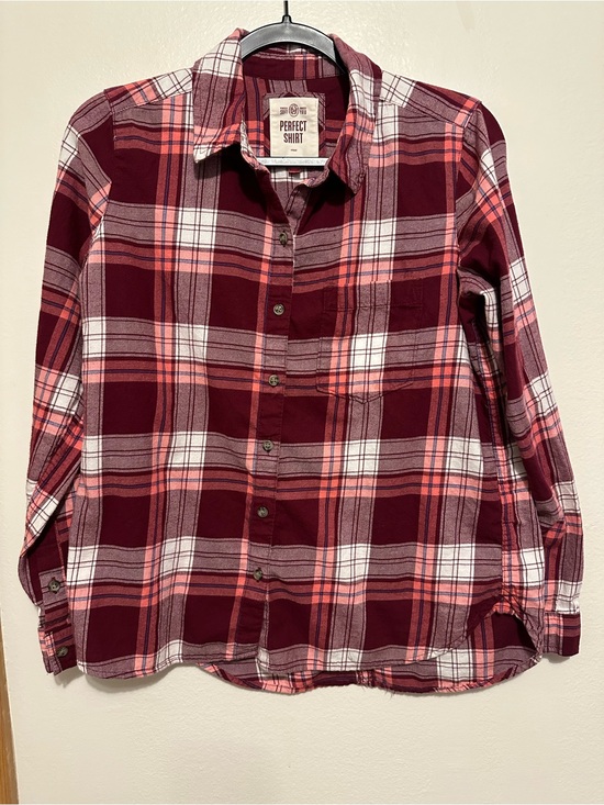 Perfect Shirt Tops - SO Perfect Shirt Women's M Burgundy Pink Plaid Flannel Button Down Relaxed Soft